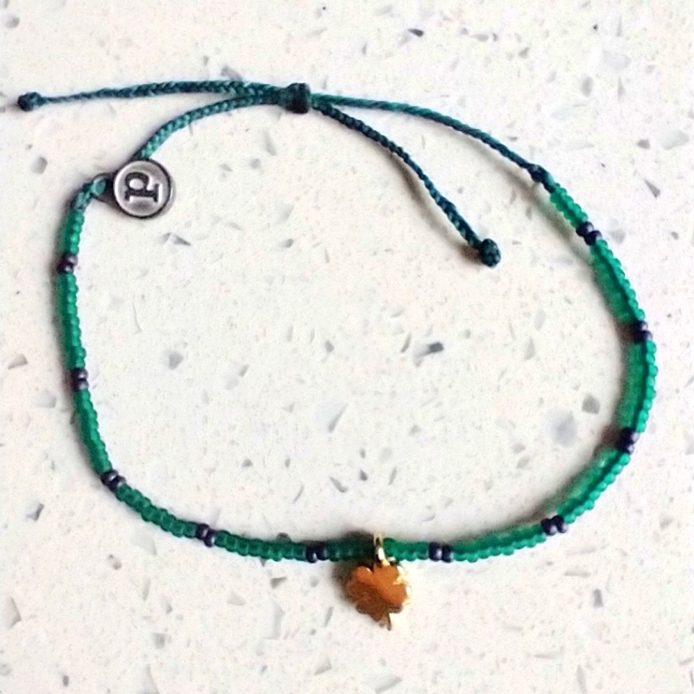 Pura Vida Bitty Shamrock limited edition RARE